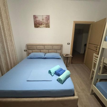 Vila Brilant Vlorë Buitenkant foto