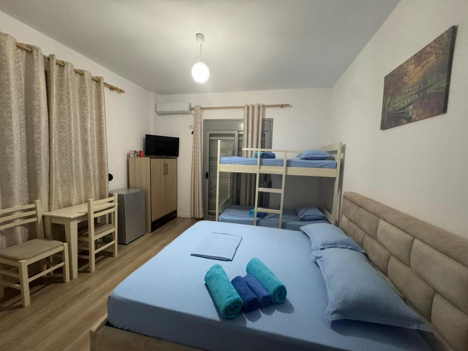 Vila Brilant Vlorë Buitenkant foto