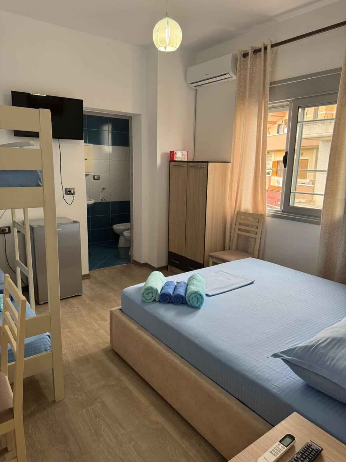 Vila Brilant Vlorë Buitenkant foto